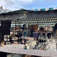 Essence Candle Boutique