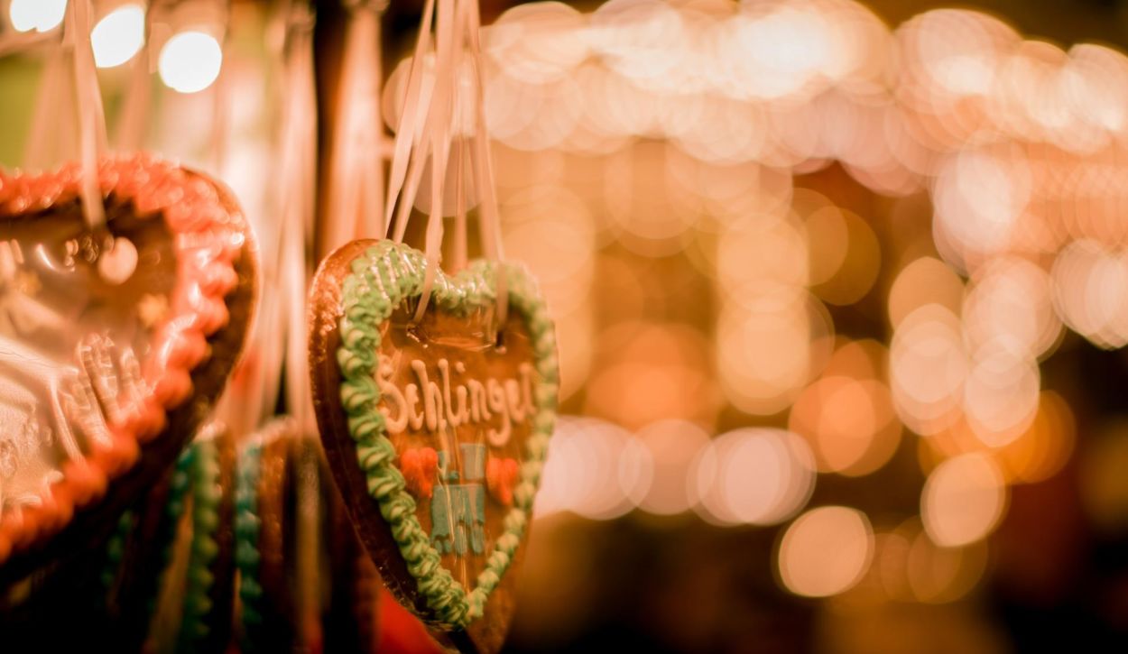 Christmas market and food festival guide in Burton